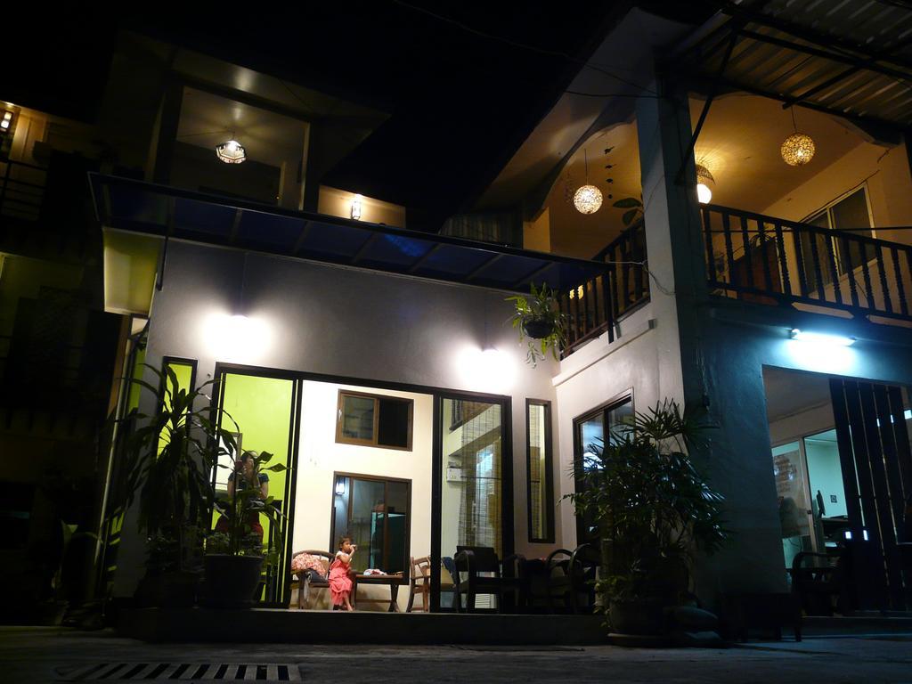 Sarabu Guest House Чиангмай Екстериор снимка