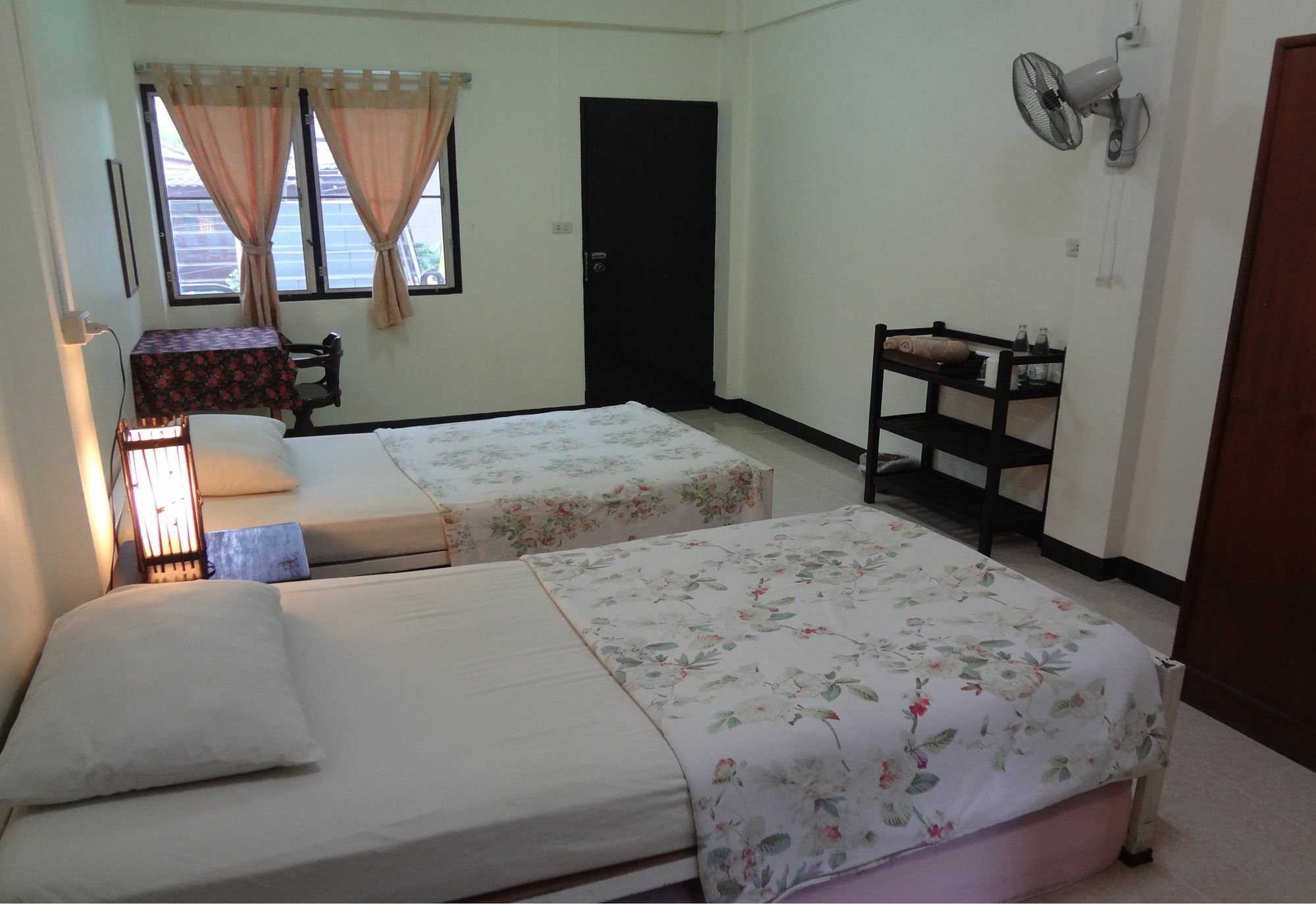 Sarabu Guest House Чиангмай Екстериор снимка